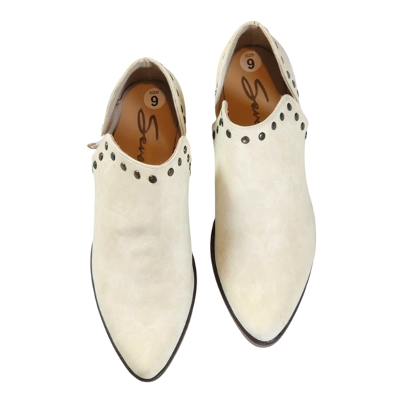 Seven Antonio Bootie 2035 White Studded Western Ankle Boots Size 9 - Picture 2 of 11
